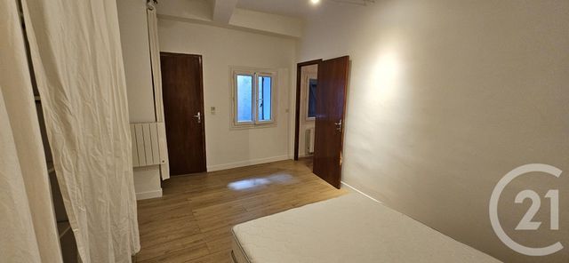 Appartement T2 à louer - 2 pièces - 49.0 m2 - FORCALQUIER - 04 - PROVENCE-ALPES-COTE-D-AZUR - Century 21 Provence Immobilier